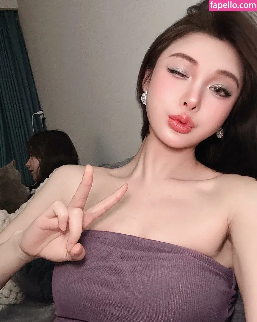 Ivy Ai.lin20_ Onlyfans Photo Gallery 