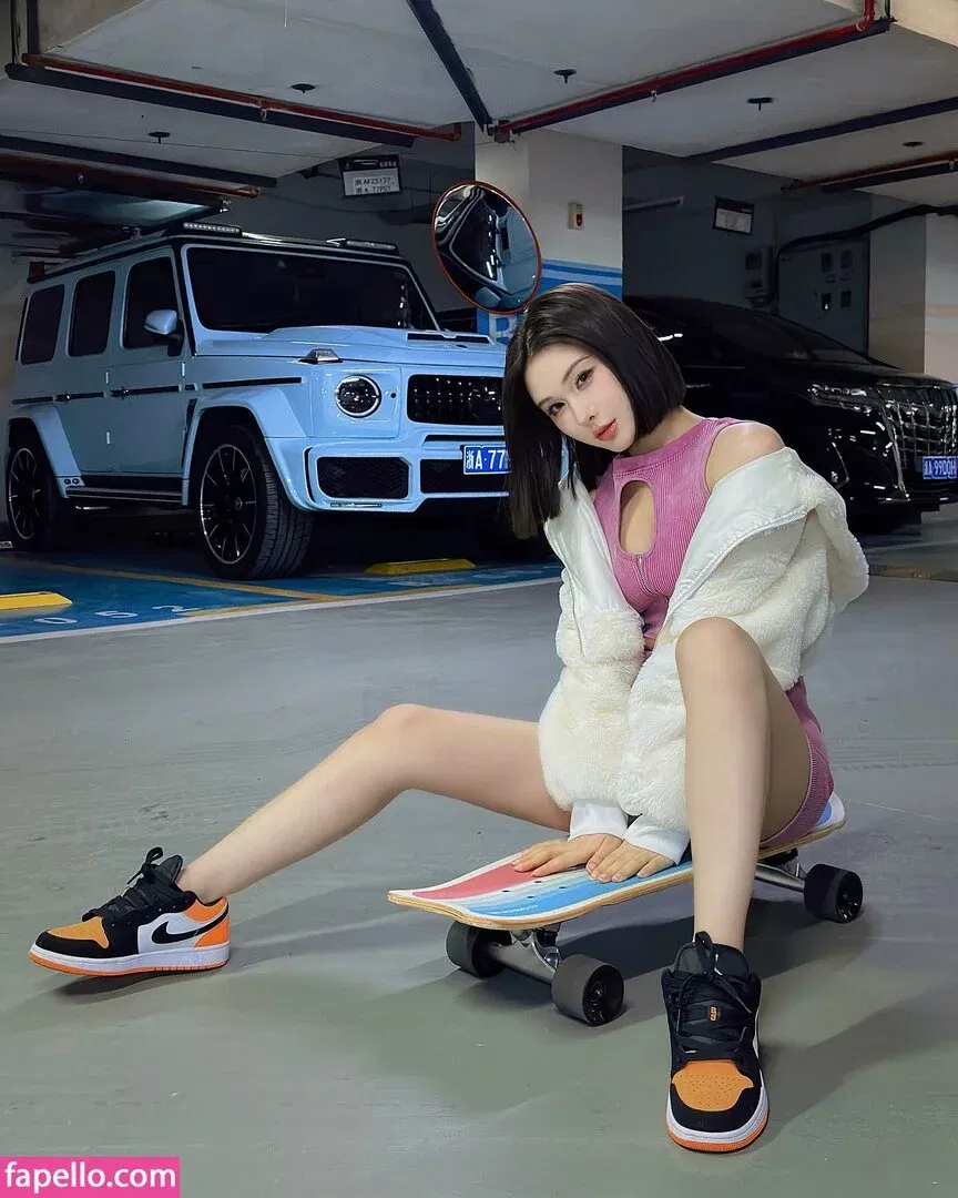 Ivy Ai.lin20_ Onlyfans Photo Gallery 