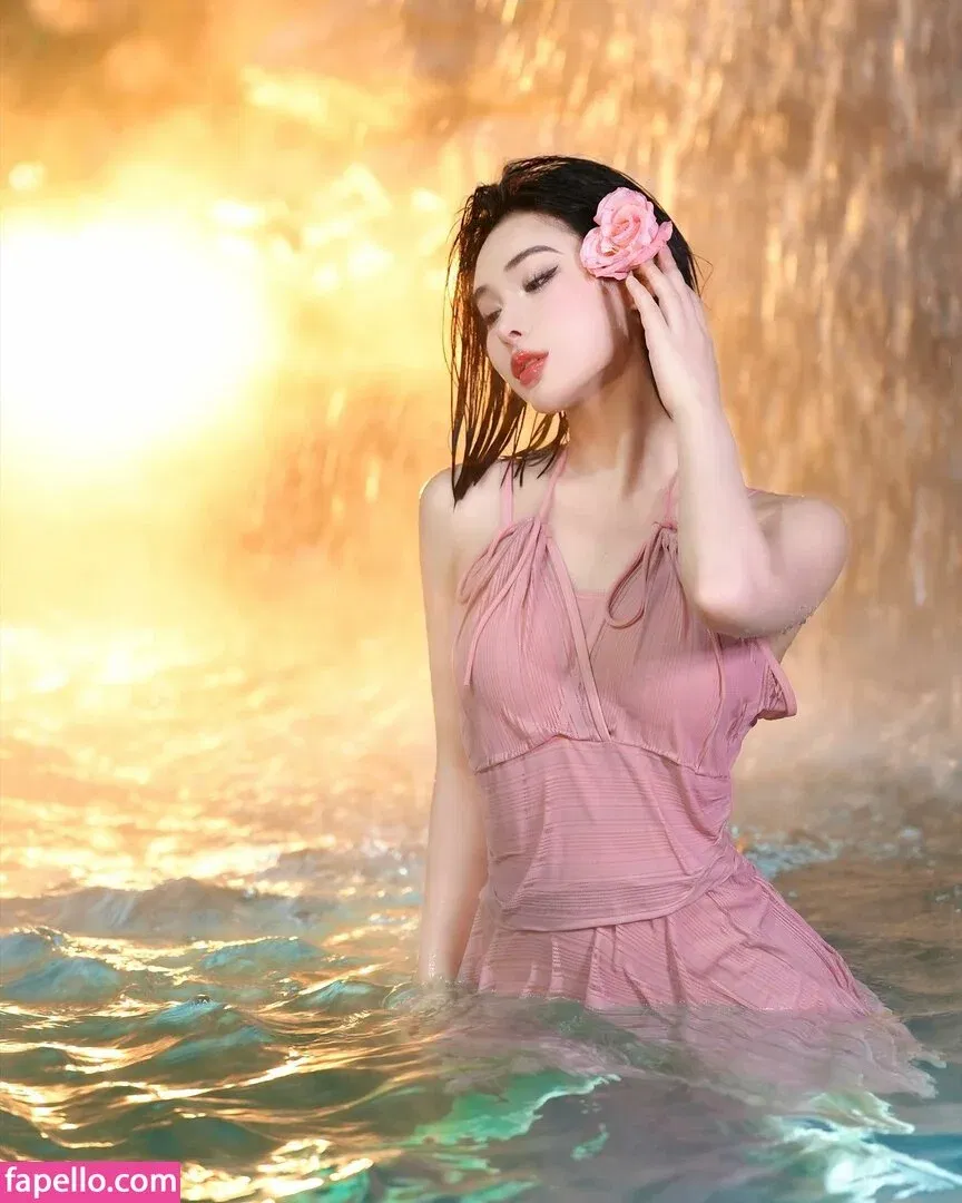 Ivy Ai.lin20_ Onlyfans Photo Gallery 