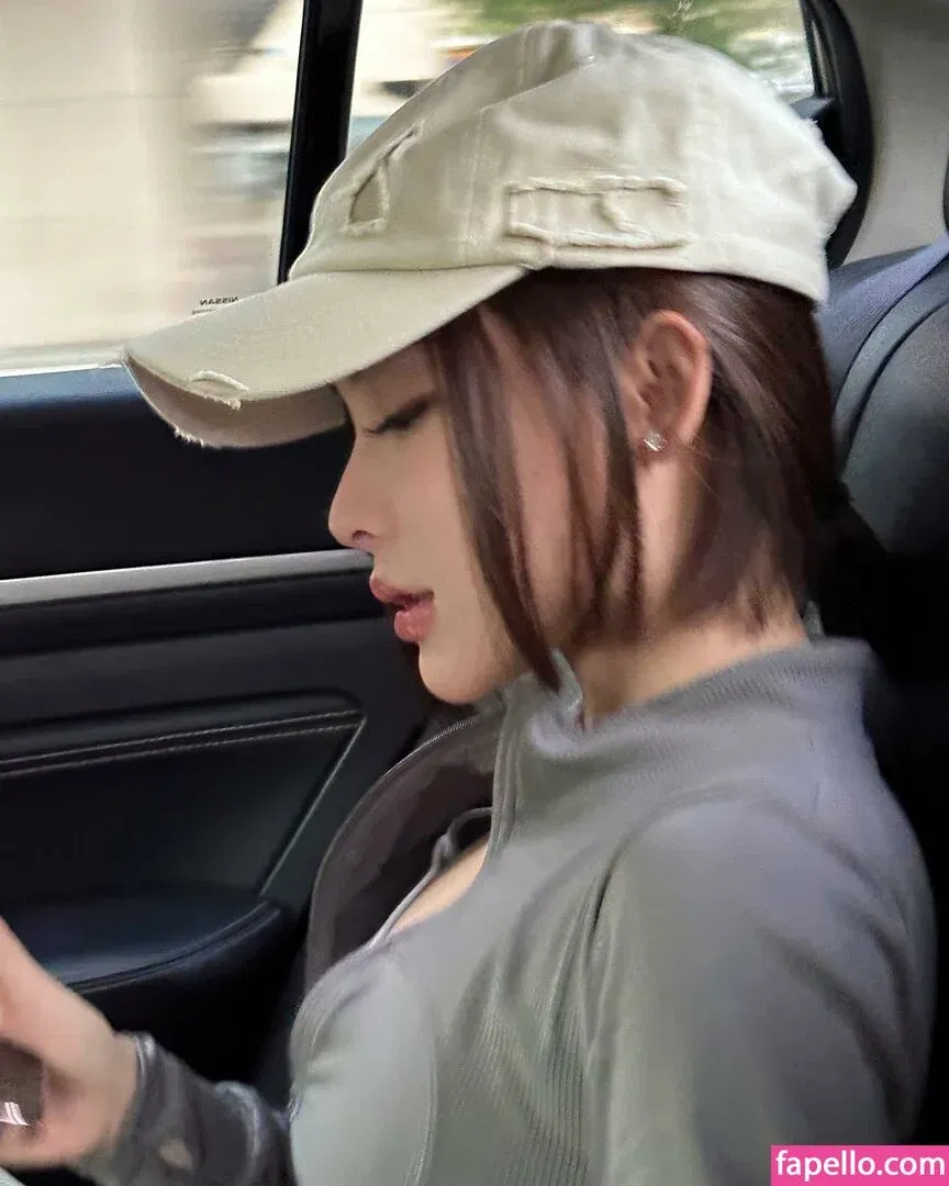 Ivy Ai.lin20_ Onlyfans Photo Gallery 