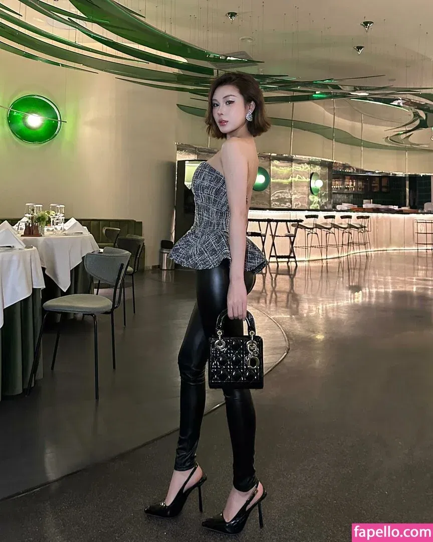 Ivy Ai.lin20_ Onlyfans Photo Gallery 