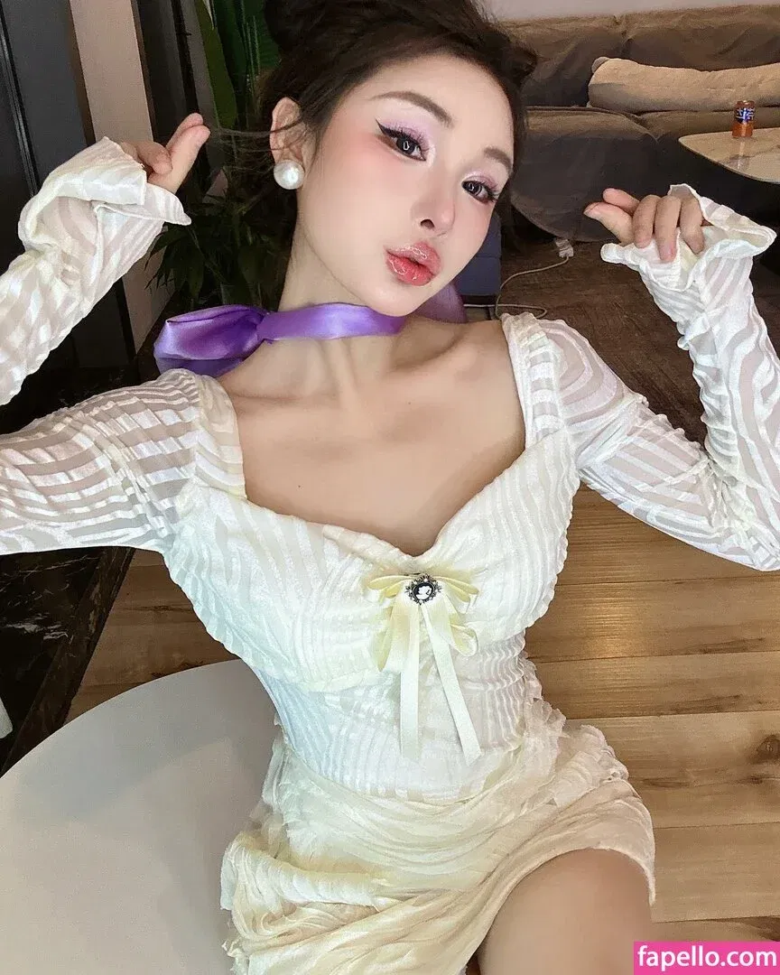 Ivy Ai.lin20_ Onlyfans Photo Gallery 