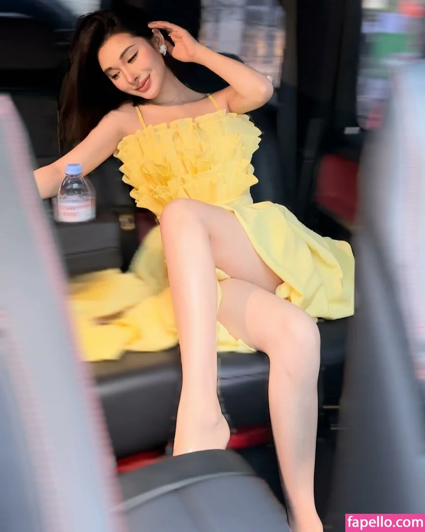 Ivy Ai.lin20_ Onlyfans Photo Gallery 