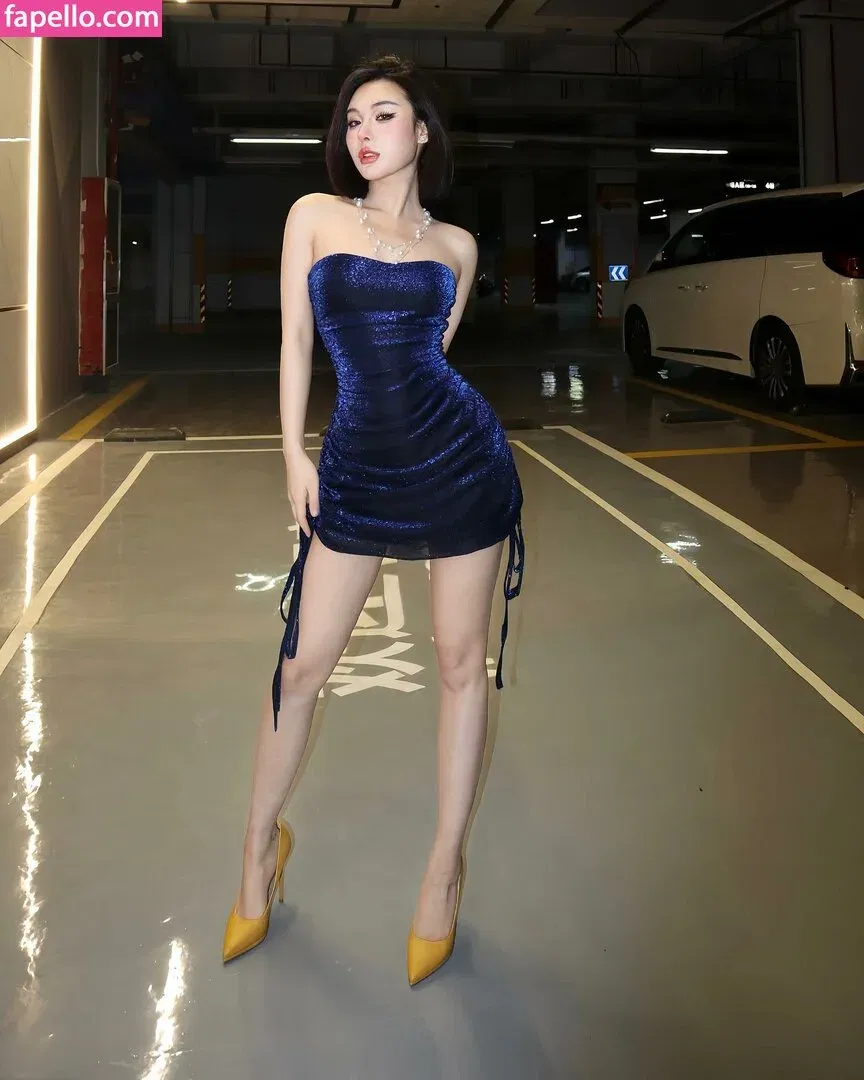 Ivy Ai.lin20_ Onlyfans Photo Gallery 