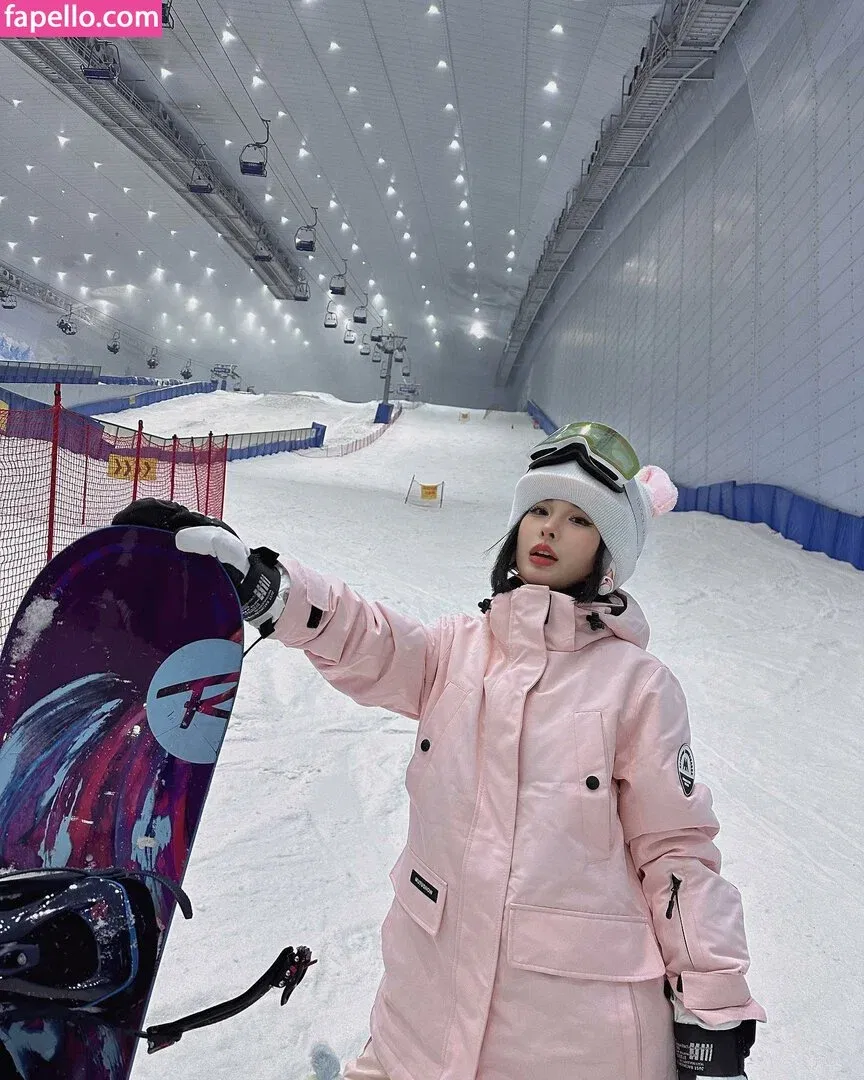 Ivy Ai.lin20_ Onlyfans Photo Gallery 