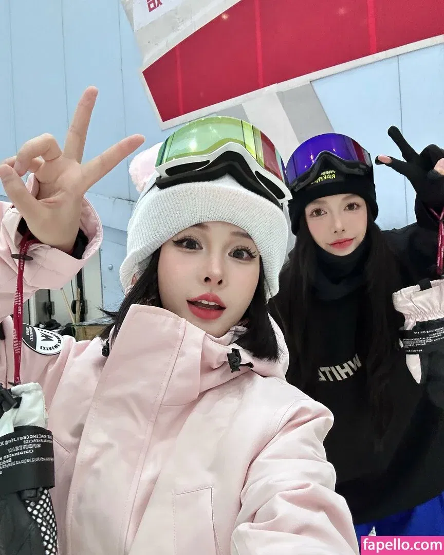 Ivy Ai.lin20_ Onlyfans Photo Gallery 