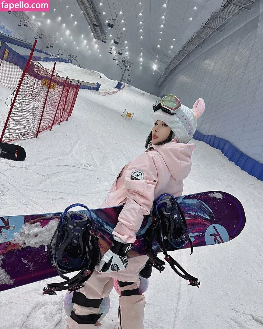 Ivy Ai.lin20_ Onlyfans Photo Gallery 