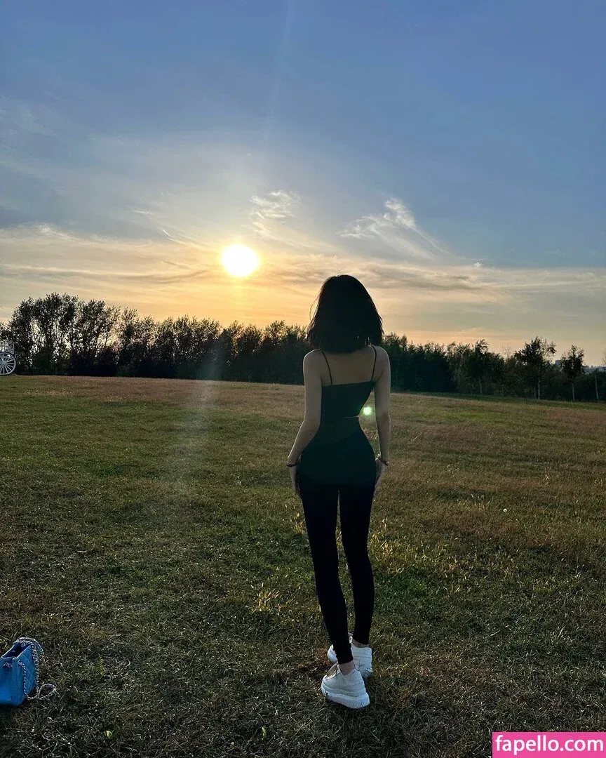 Ivy Ai.lin20_ Onlyfans Photo Gallery 