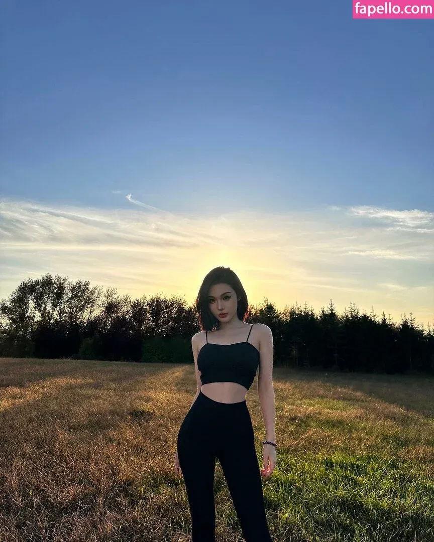 Ivy Ai.lin20_ Onlyfans Photo Gallery 