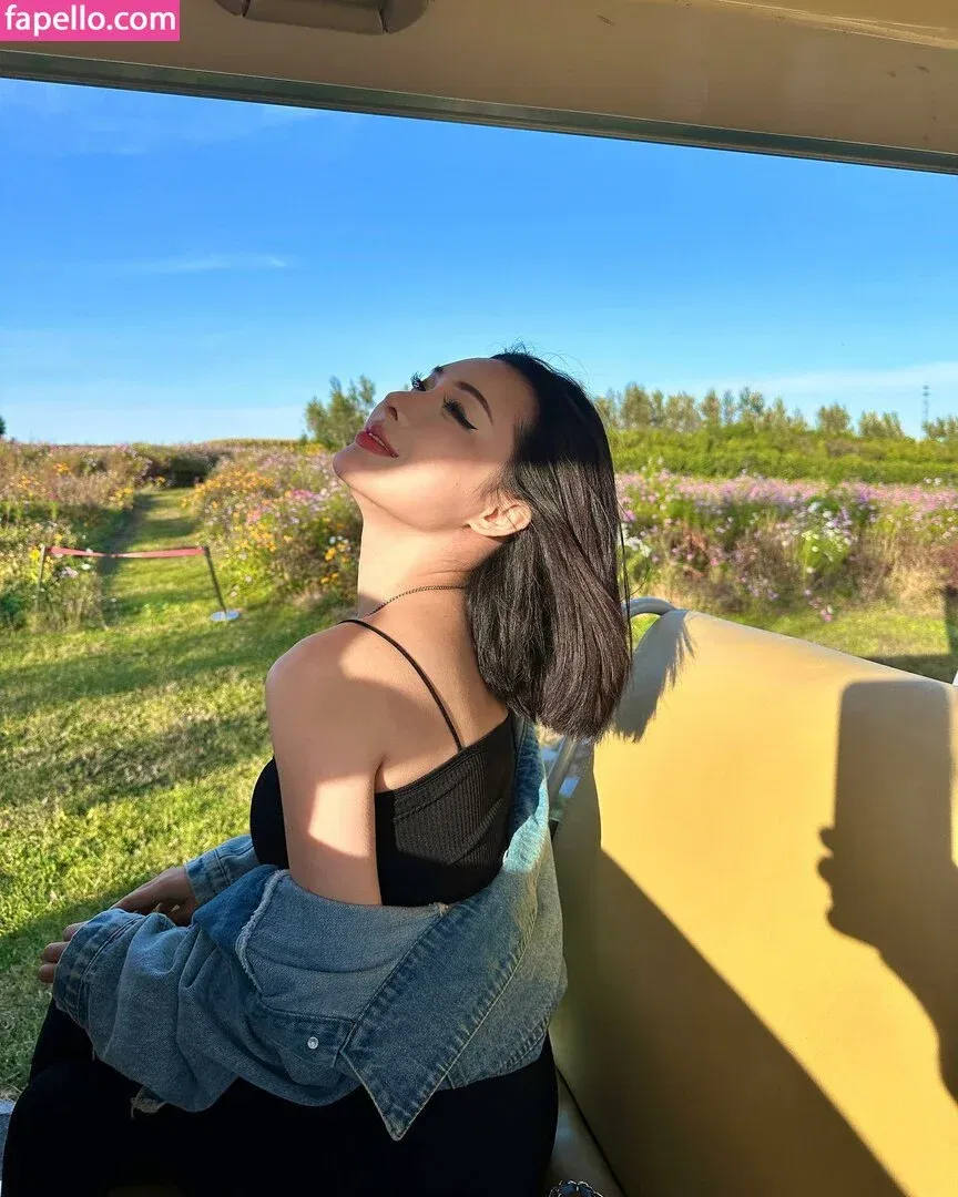 Ivy Ai.lin20_ Onlyfans Photo Gallery 