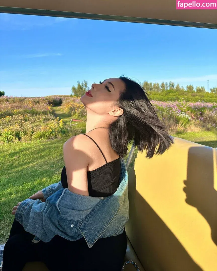 Ivy Ai.lin20_ Onlyfans Photo Gallery 