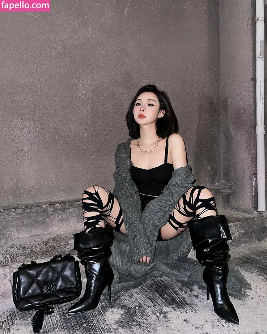 Ivy Ai.lin20_ Onlyfans Photo Gallery 