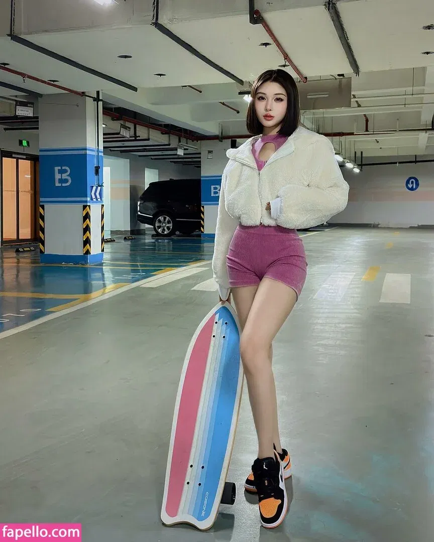 Ivy Ai.lin20_ Onlyfans Photo Gallery 