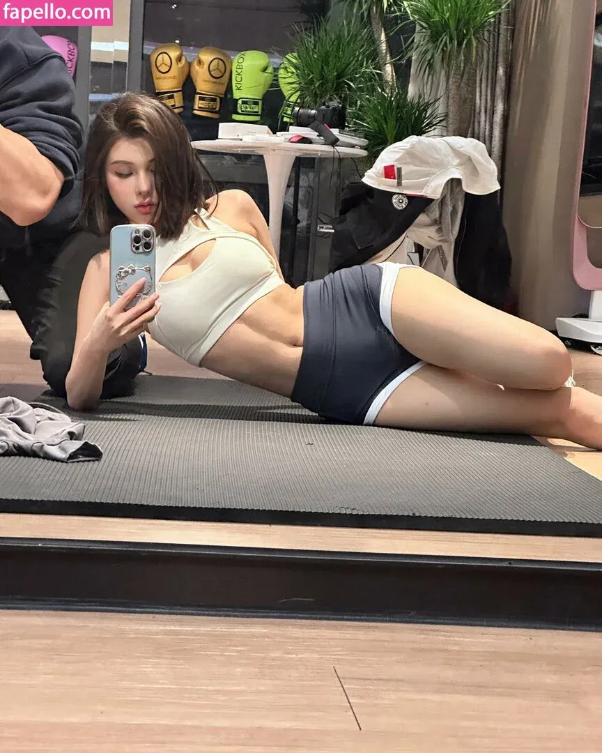 Ivy Ai.lin20_ Onlyfans Photo Gallery 