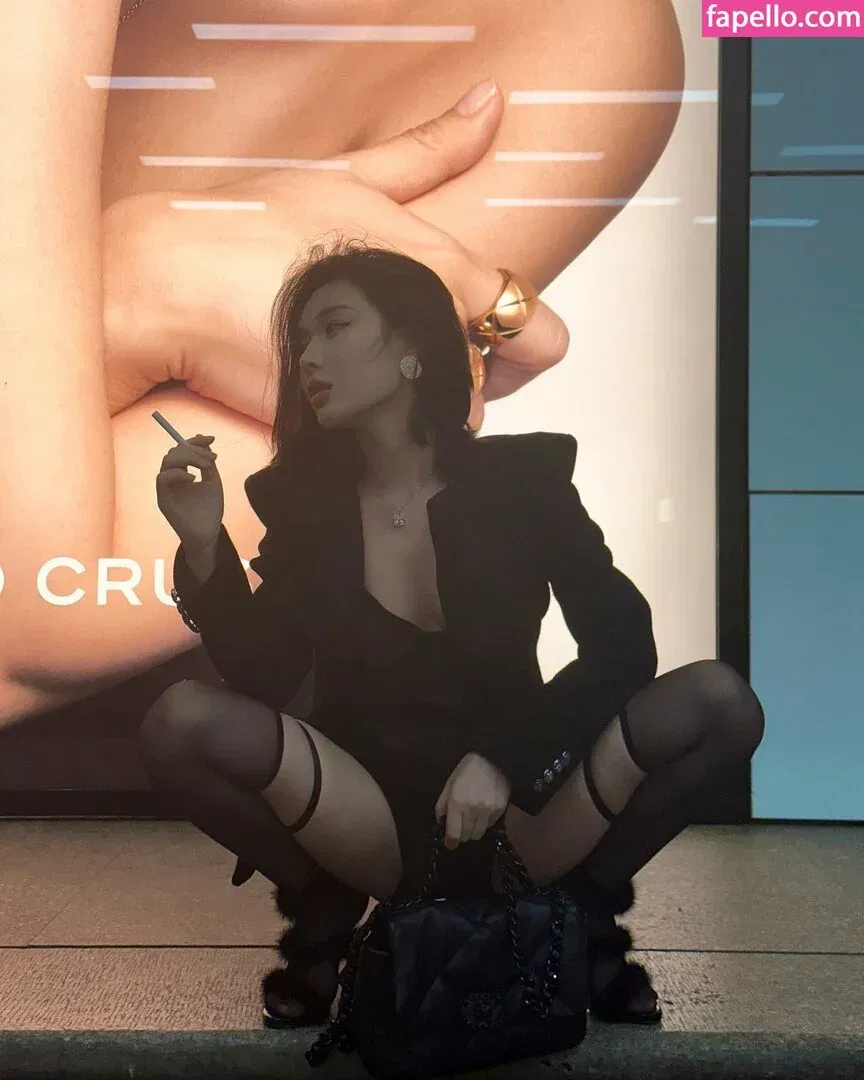 Ivy Ai.lin20_ Onlyfans Photo Gallery 