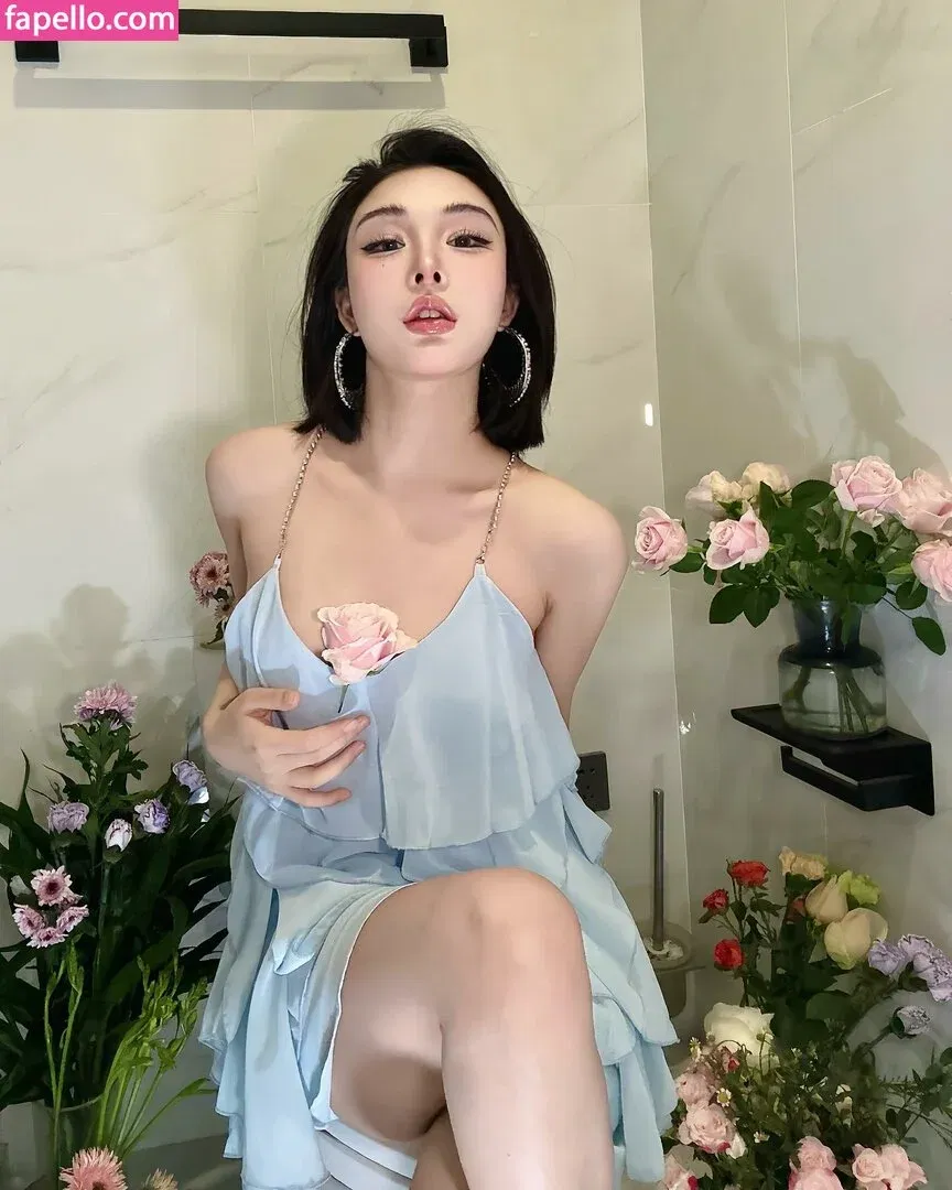 Ivy Ai.lin20_ Onlyfans Photo Gallery 