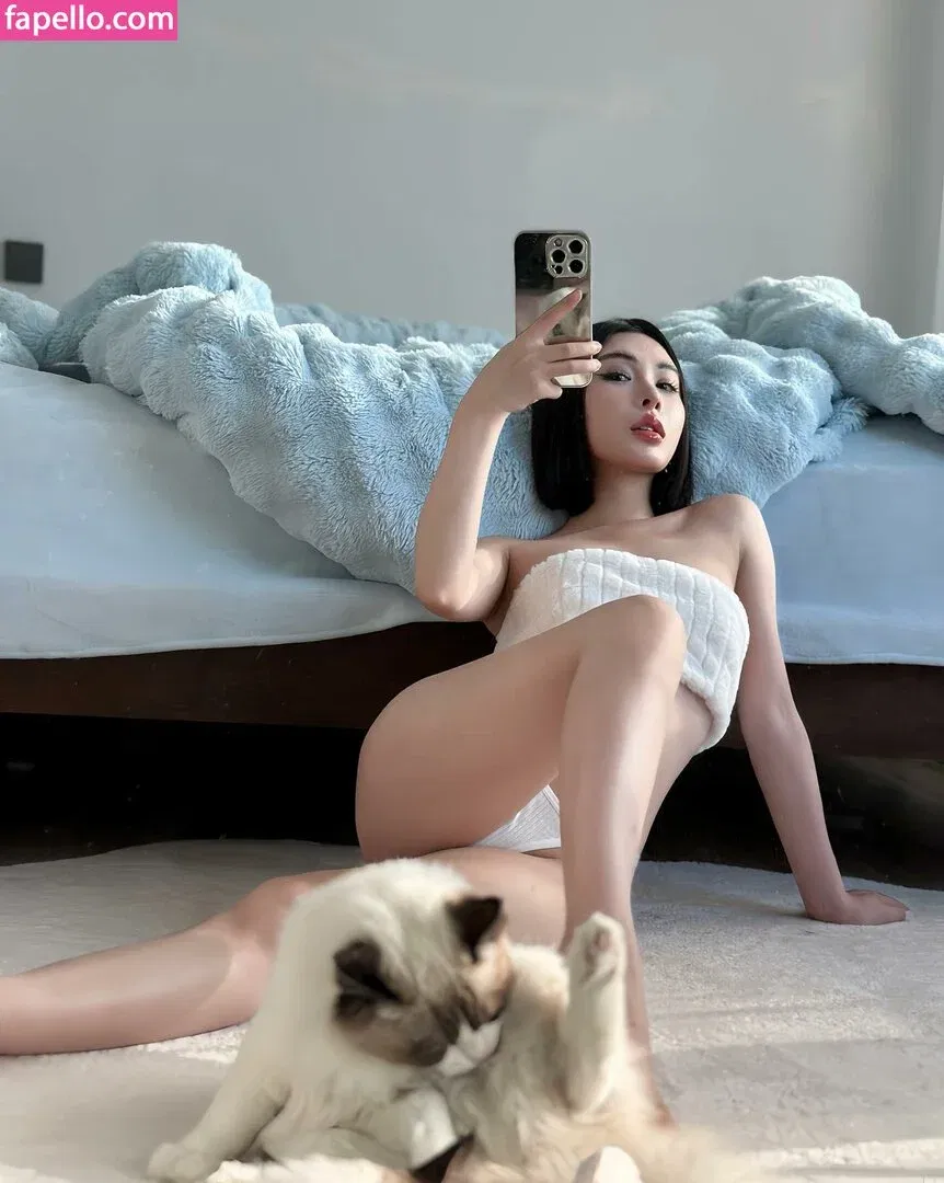 Ivy Ai.lin20_ Onlyfans Photo Gallery 