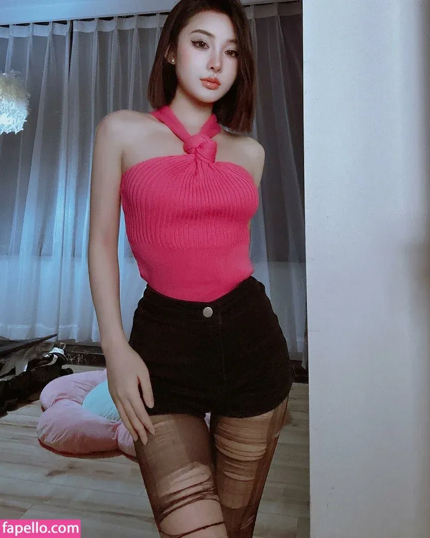 Ivy Ai.lin20_ Onlyfans Photo Gallery 