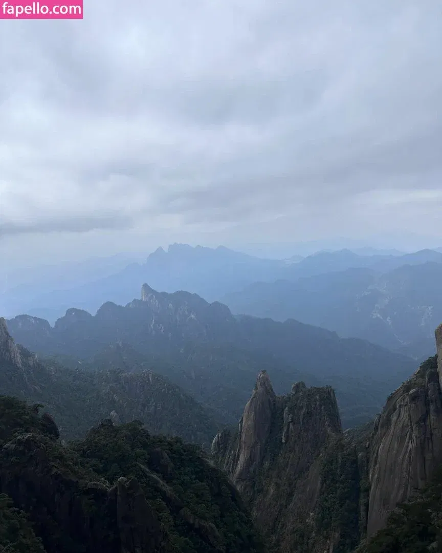 Ivy Ai.lin20_ Onlyfans Photo Gallery 