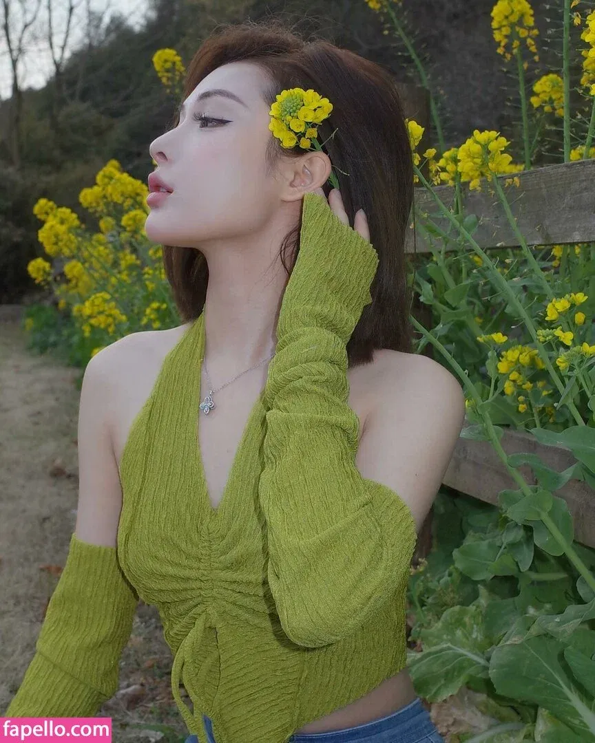 Ivy Ai.lin20_ Onlyfans Photo Gallery 