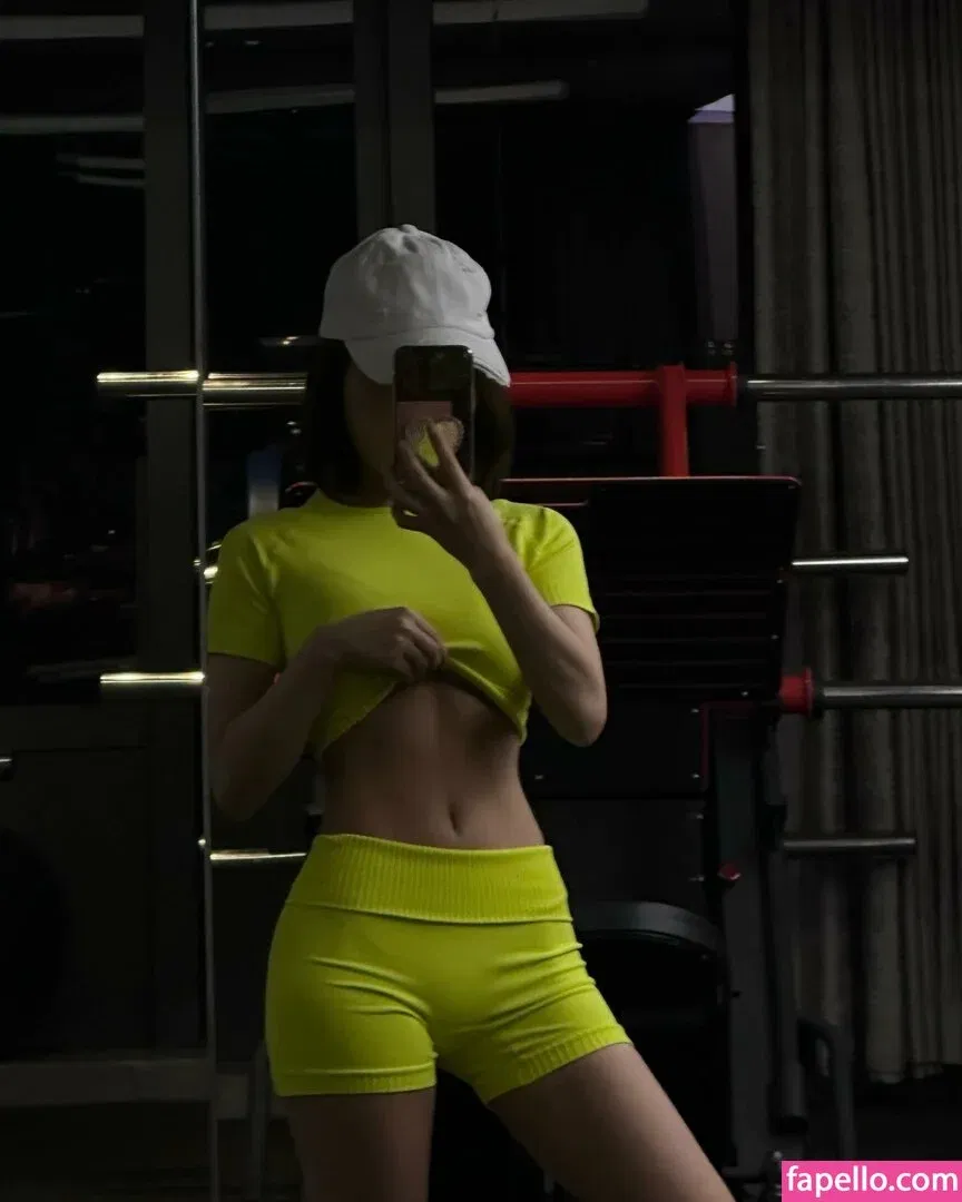 Ivy Ai.lin20_ Onlyfans Photo Gallery 