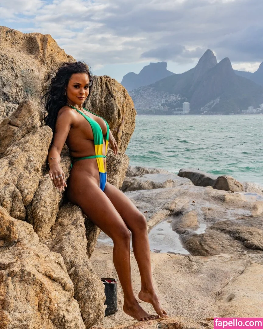 Samires Tavares Onlyfans Photo Gallery 