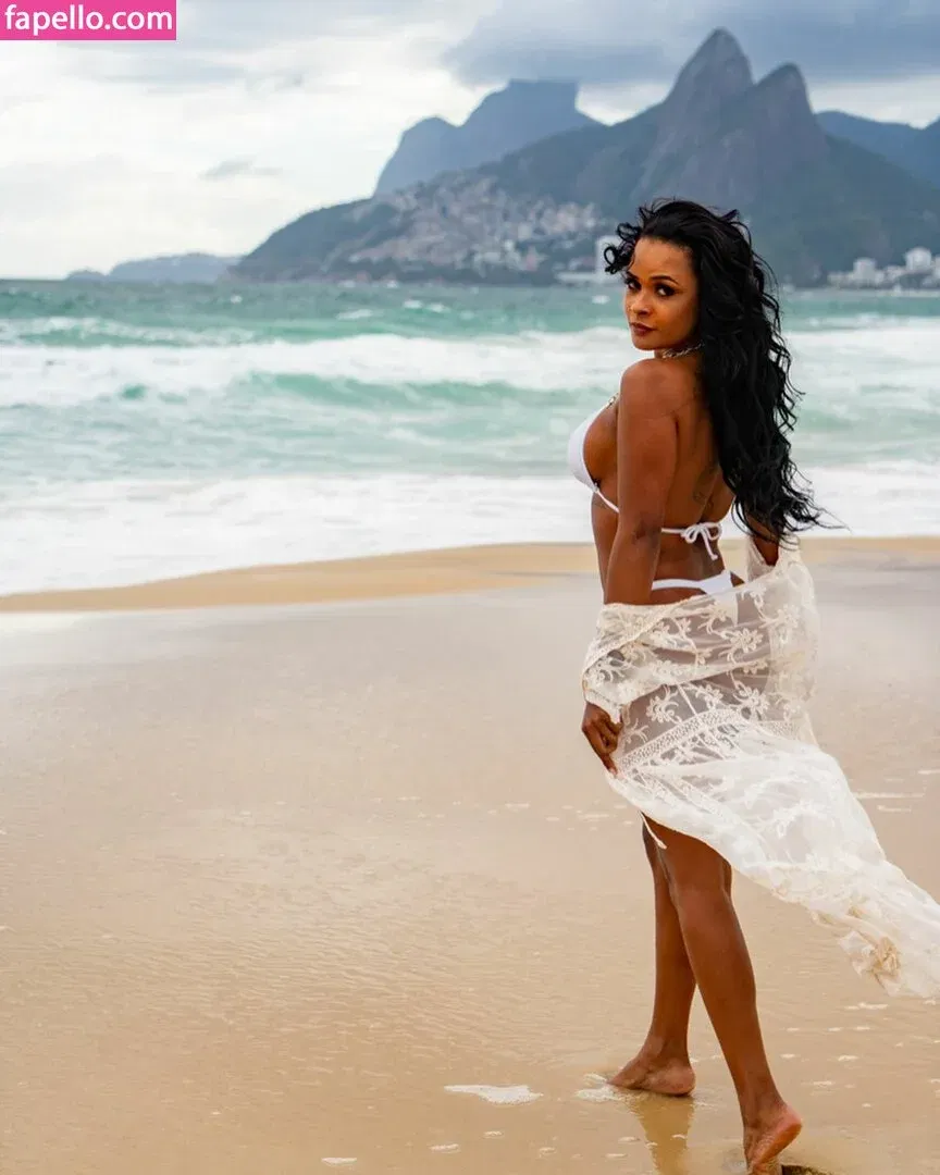 Samires Tavares Onlyfans Photo Gallery 