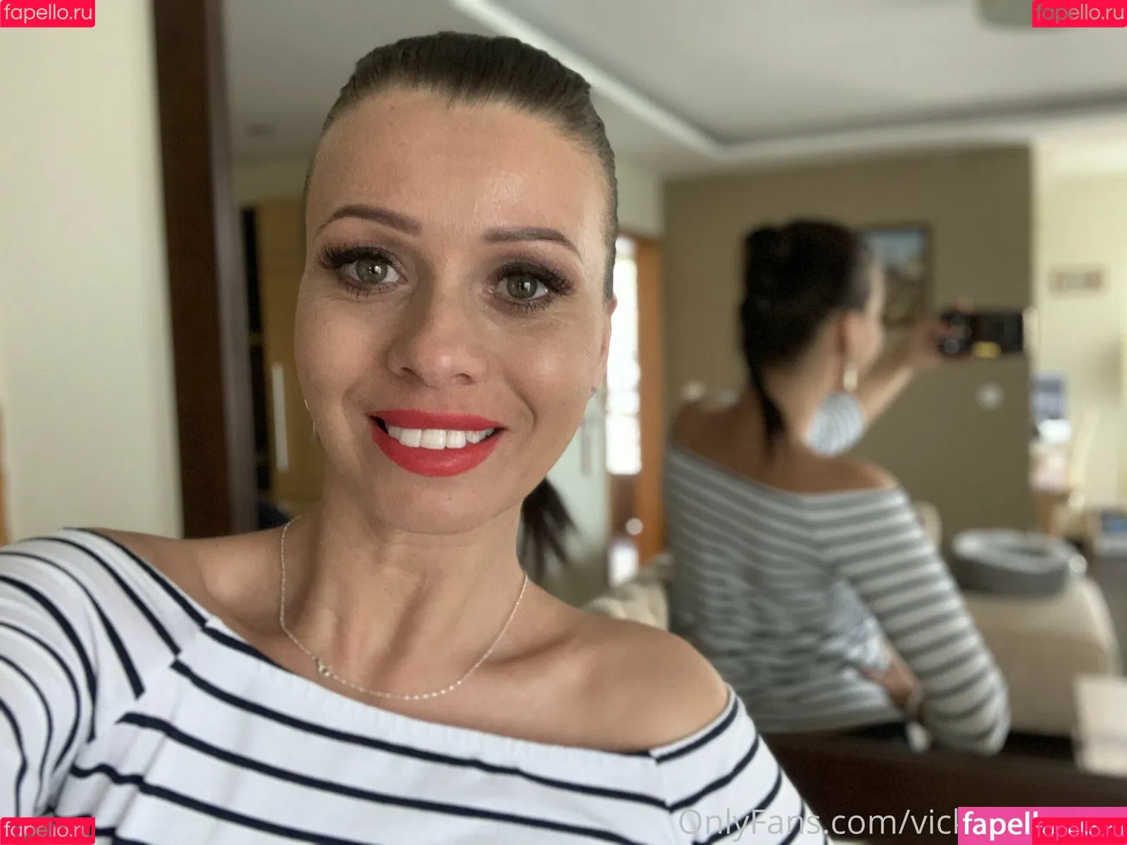 vickyloveporn Onlyfans Photo Gallery 