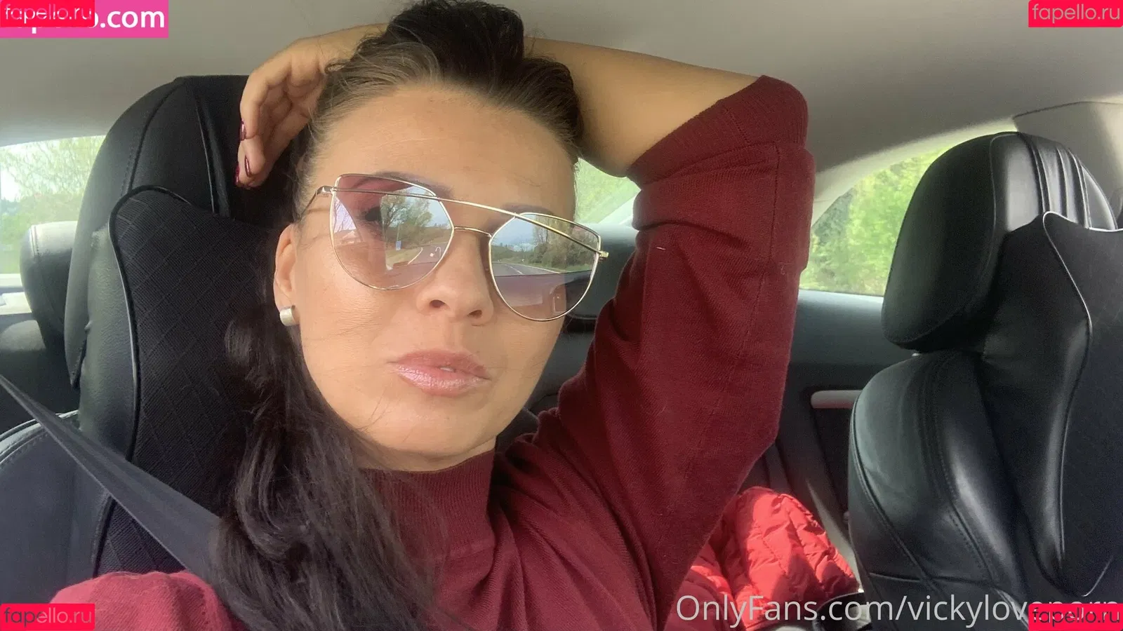 vickyloveporn Onlyfans Photo Gallery 