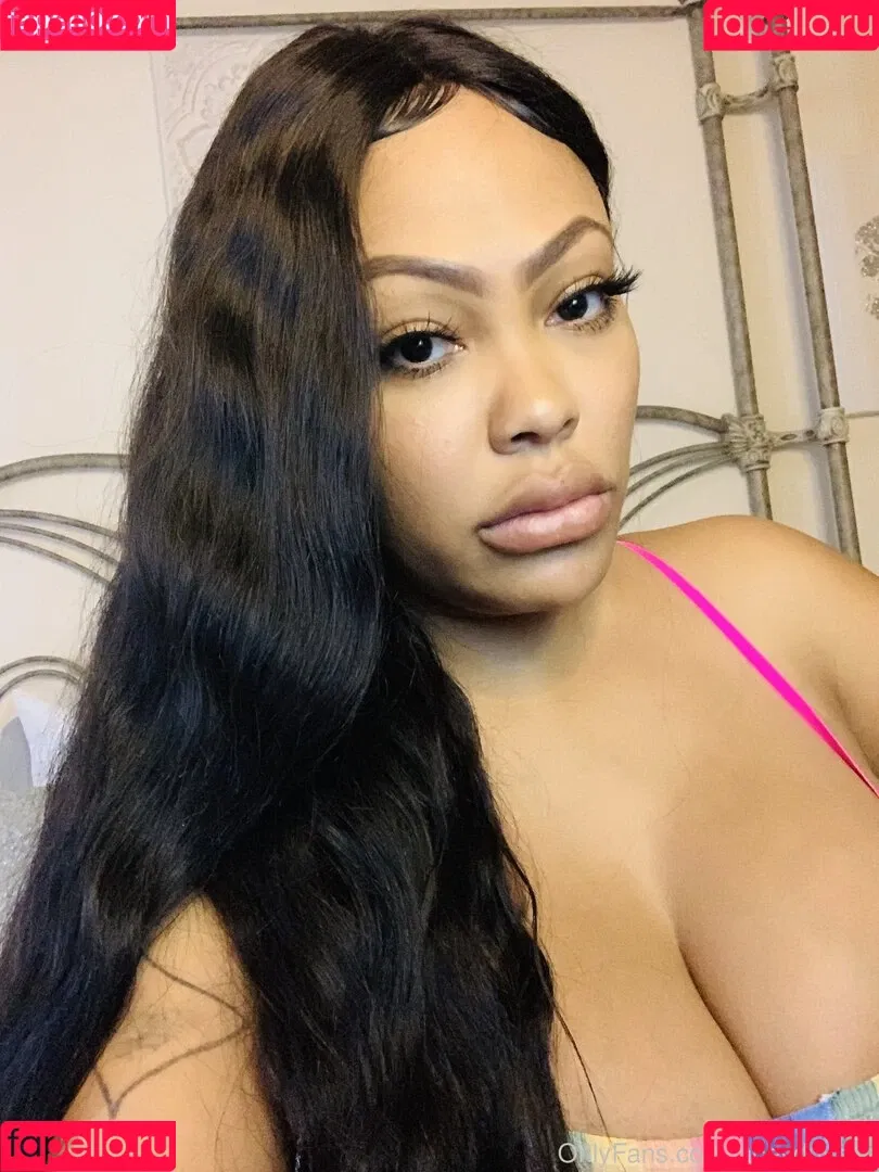 Lacey Duvalle Onlyfans Photo Gallery 