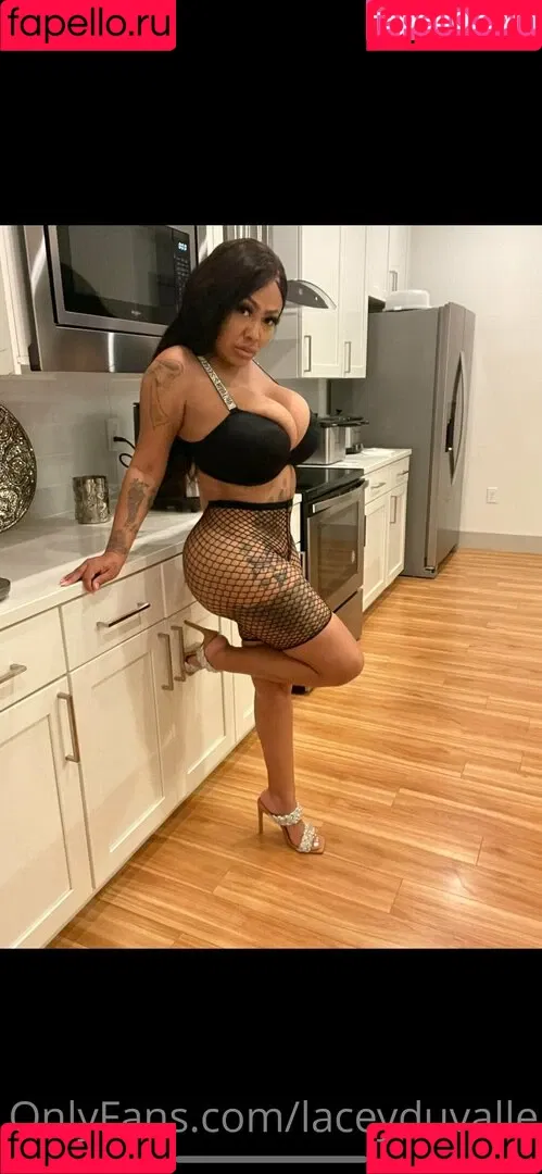 Lacey Duvalle Onlyfans Photo Gallery 
