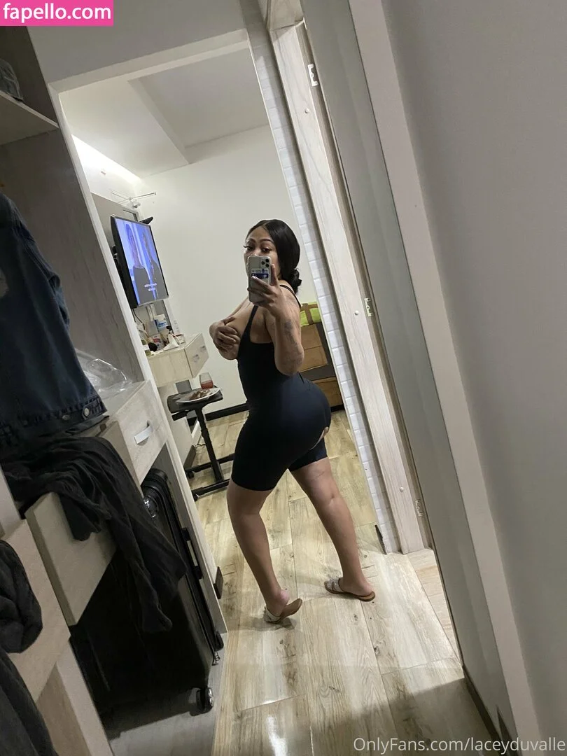 Lacey Duvalle Onlyfans Photo Gallery 