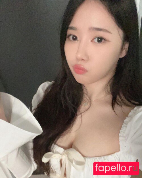 Ploo Nude Onlyfans Photo 17