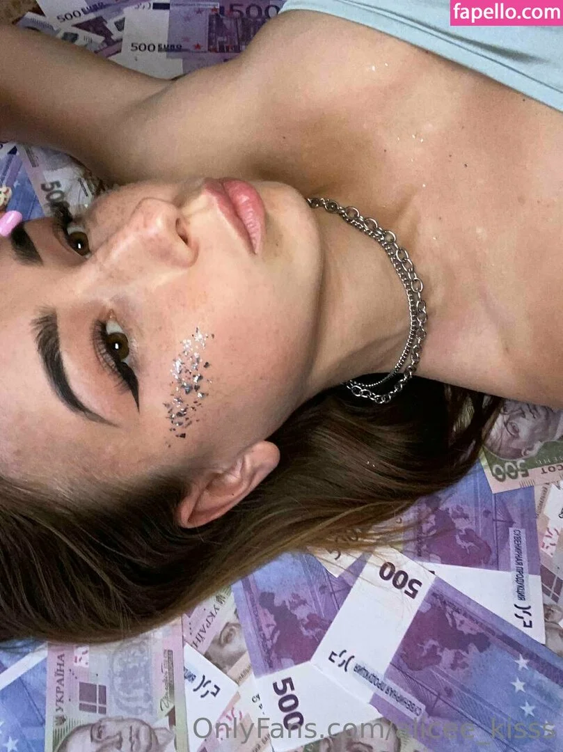 Alice_Kisss Onlyfans Photo Gallery 