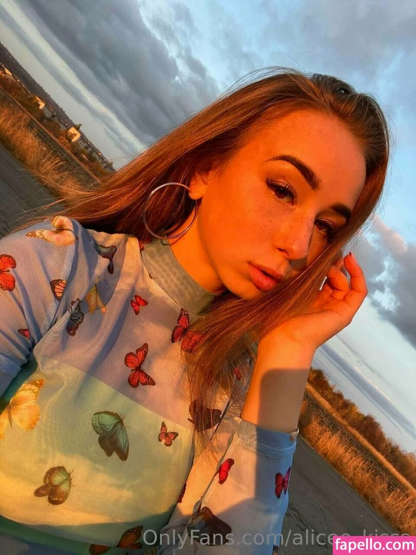 Alice_Kisss Onlyfans Photo Gallery 