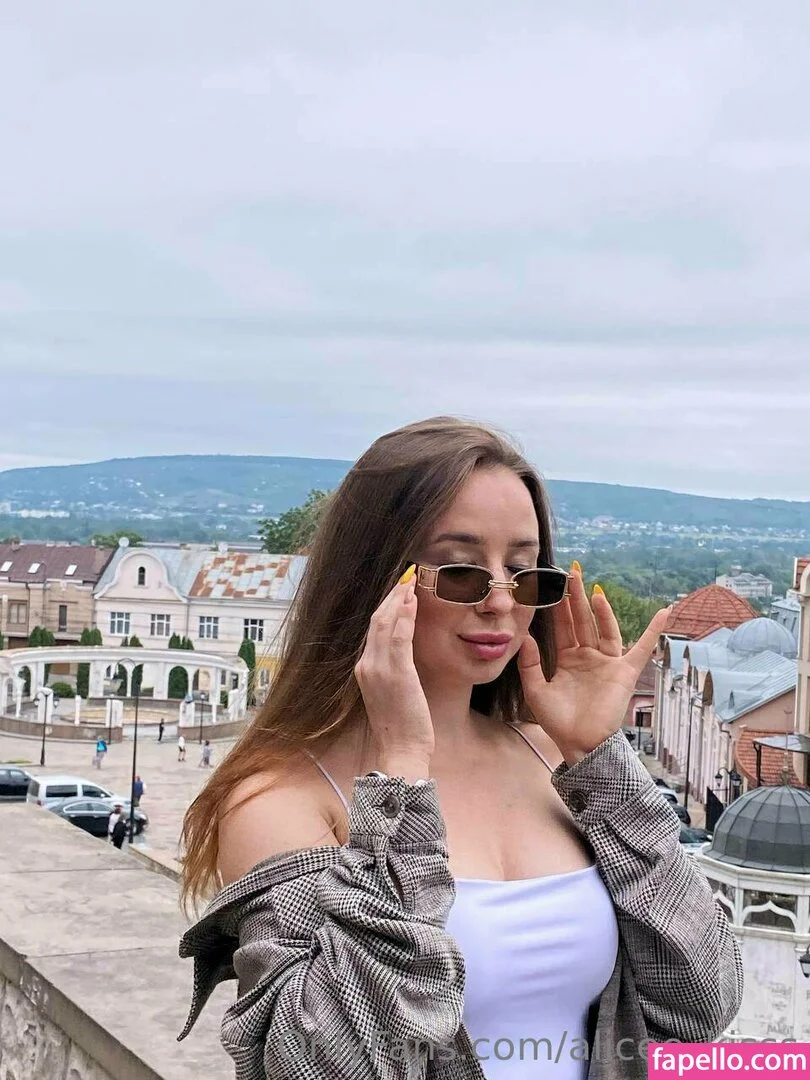 Alice_Kisss Onlyfans Photo Gallery 