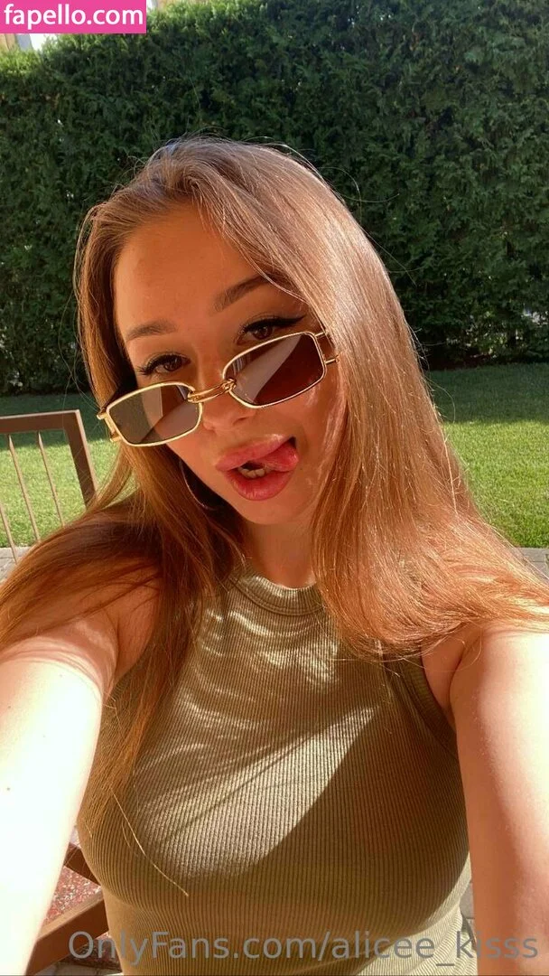 Alice_Kisss Onlyfans Photo Gallery 