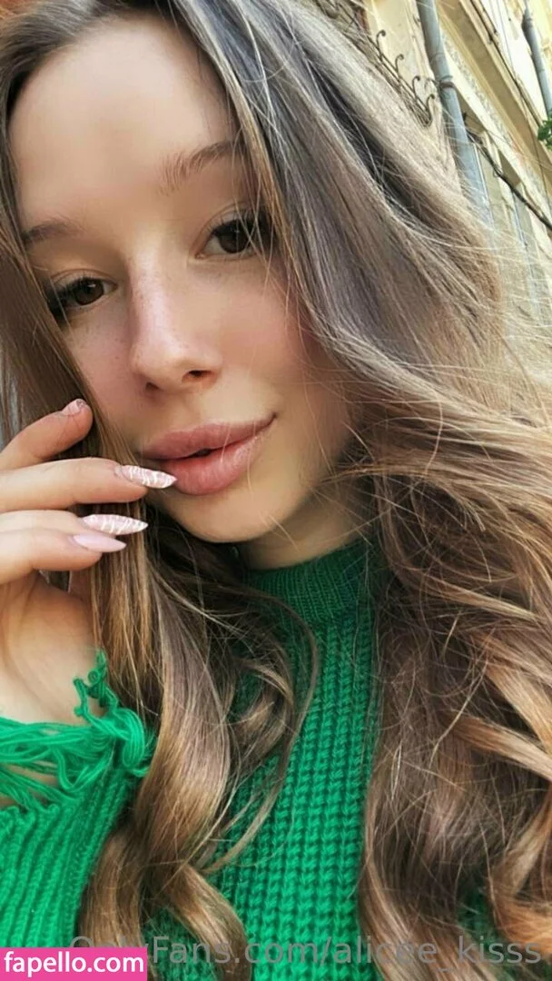 Alice_Kisss Onlyfans Photo Gallery 