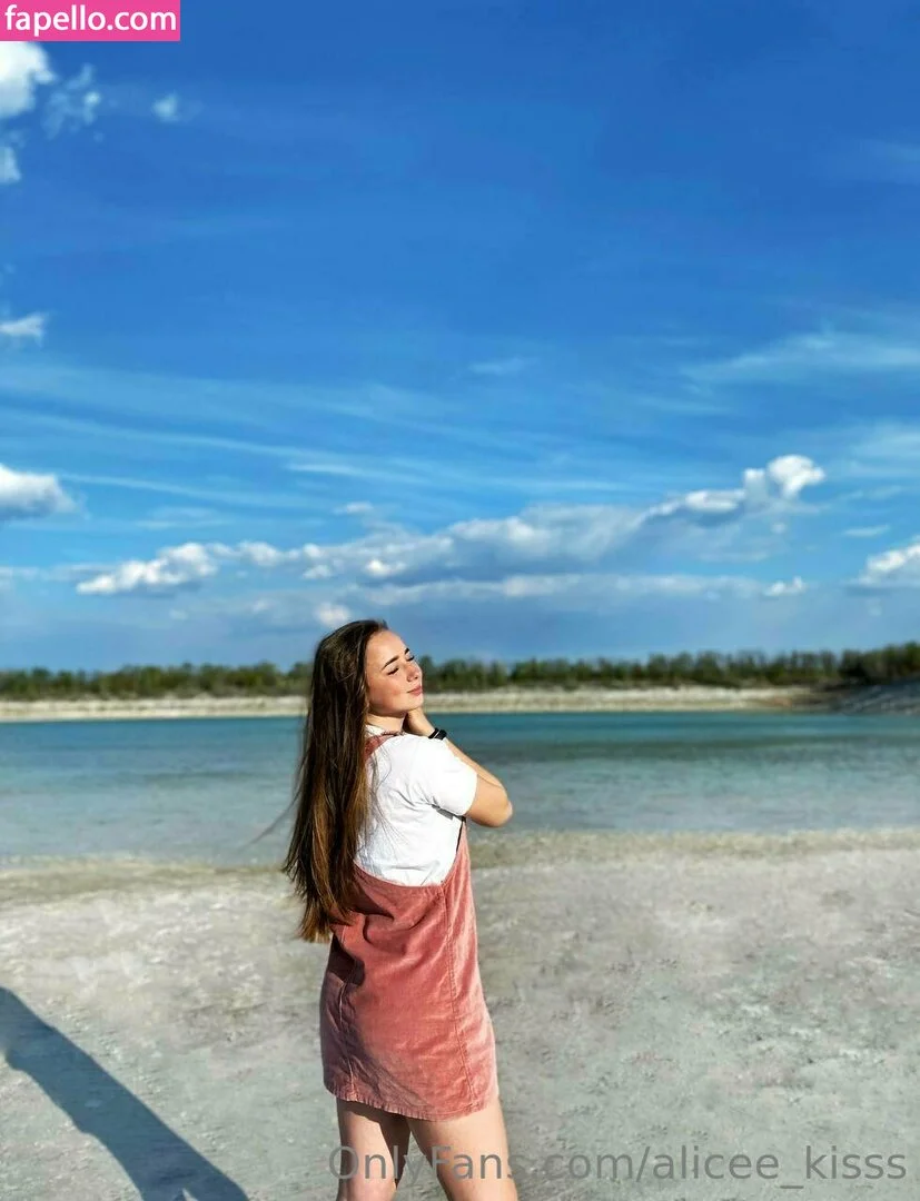 Alice_Kisss Onlyfans Photo Gallery 