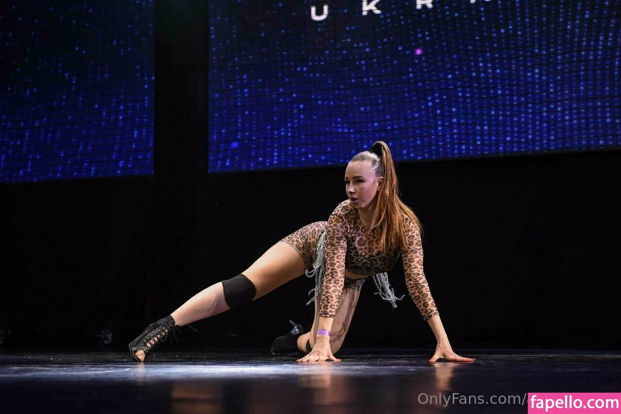 Alice_Kisss Onlyfans Photo Gallery 