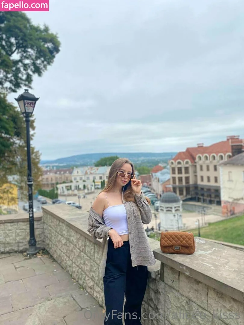 Alice_Kisss Onlyfans Photo Gallery 