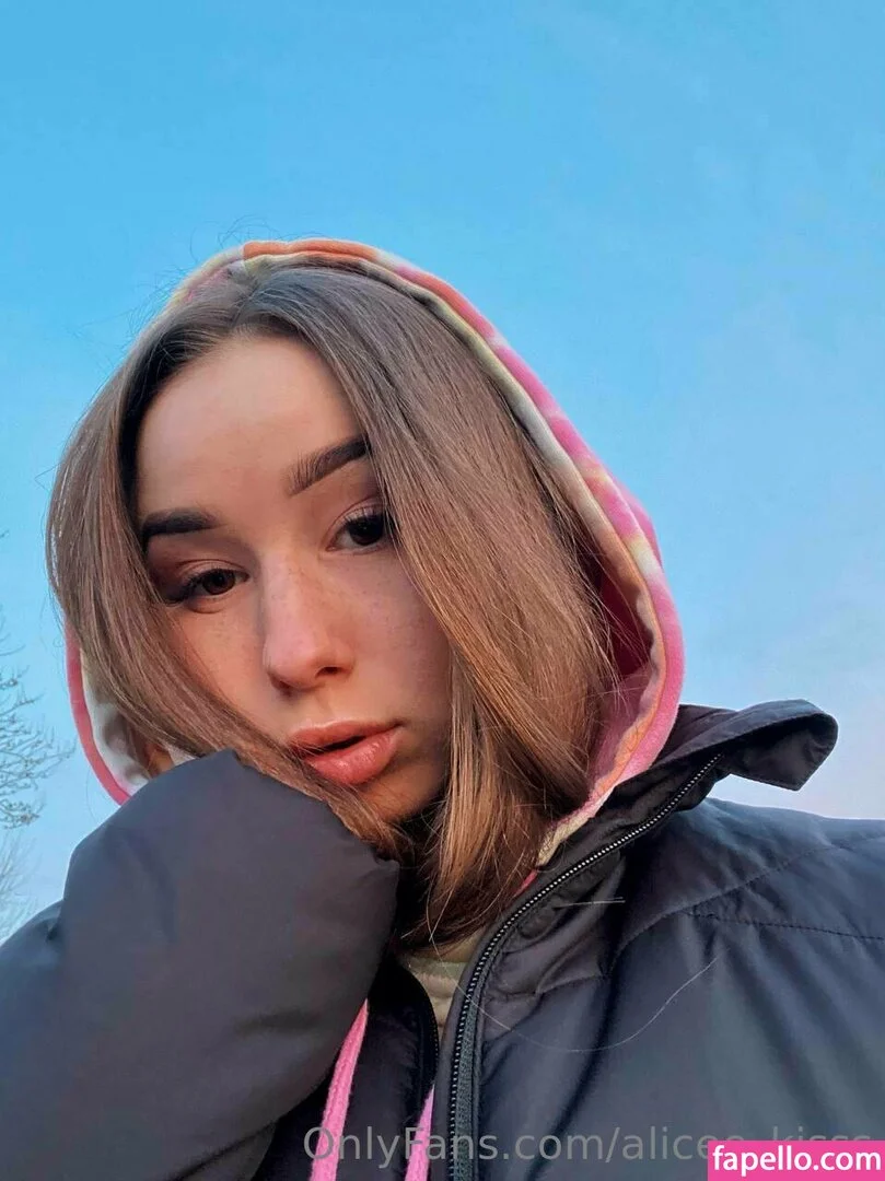 Alice_Kisss Onlyfans Photo Gallery 