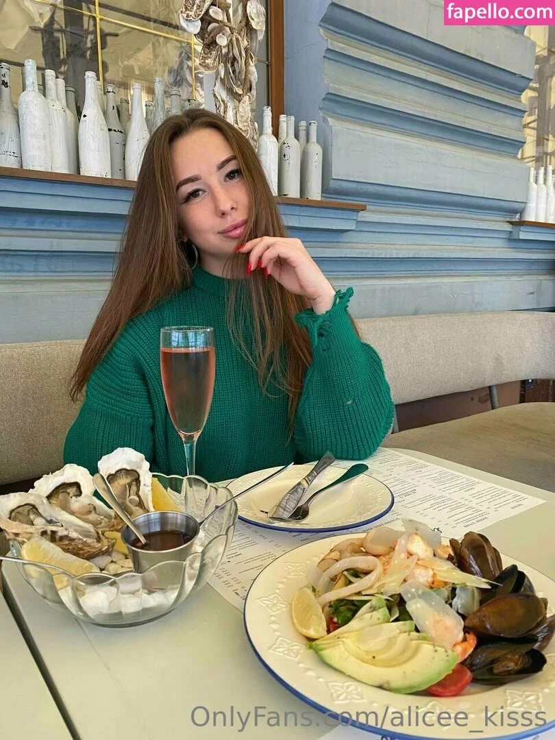 Alice_Kisss Onlyfans Photo Gallery 