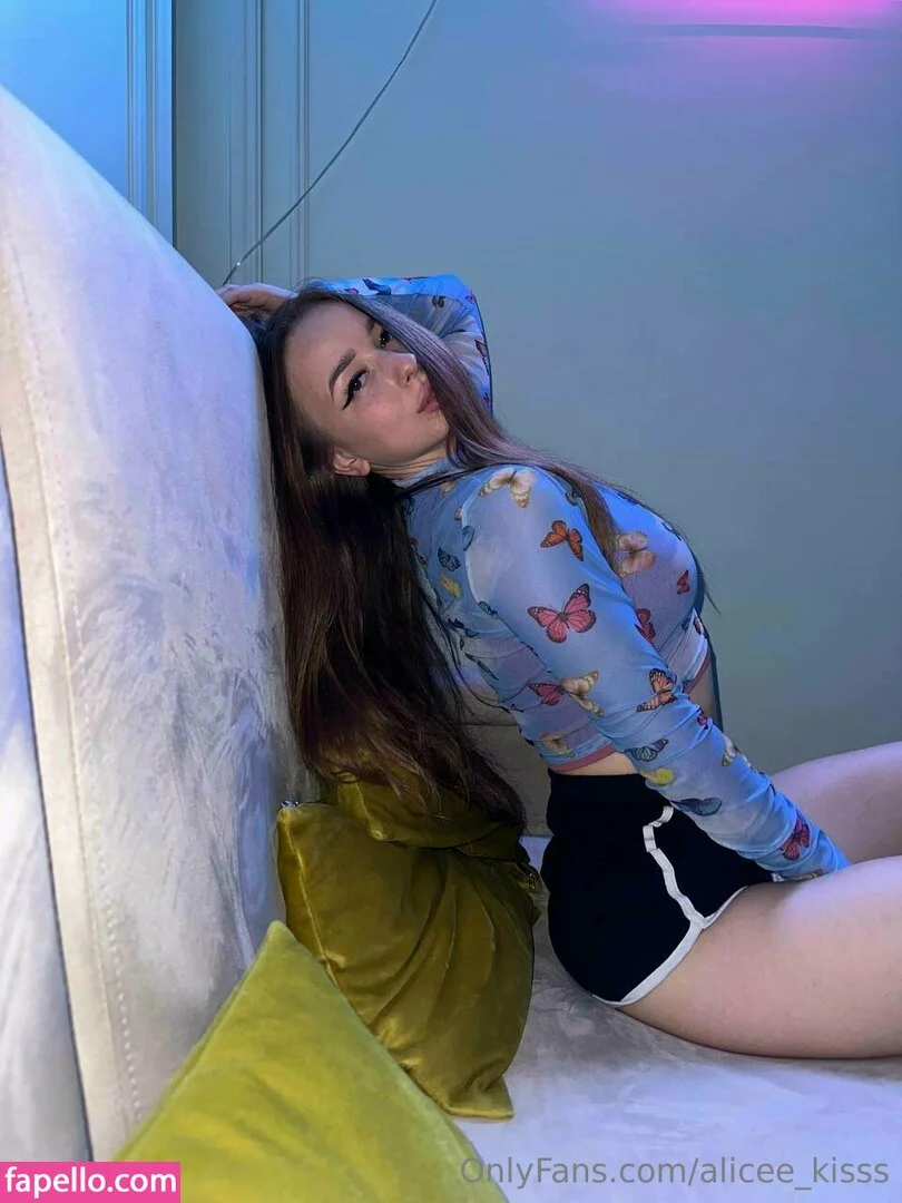 Alice_Kisss Onlyfans Photo Gallery 