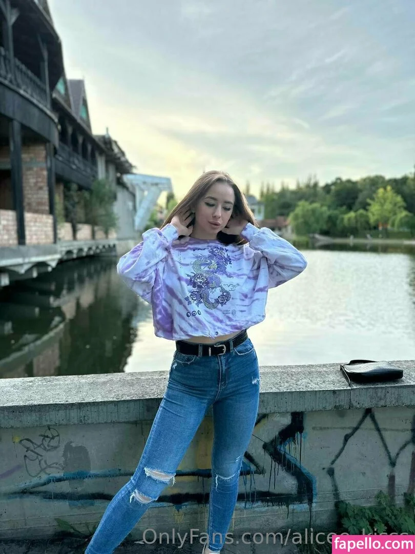 Alice_Kisss Onlyfans Photo Gallery 