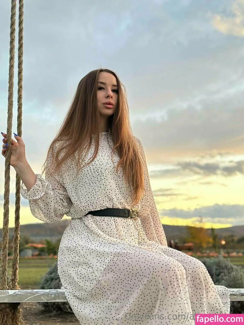 Alice_Kisss Onlyfans Photo Gallery 