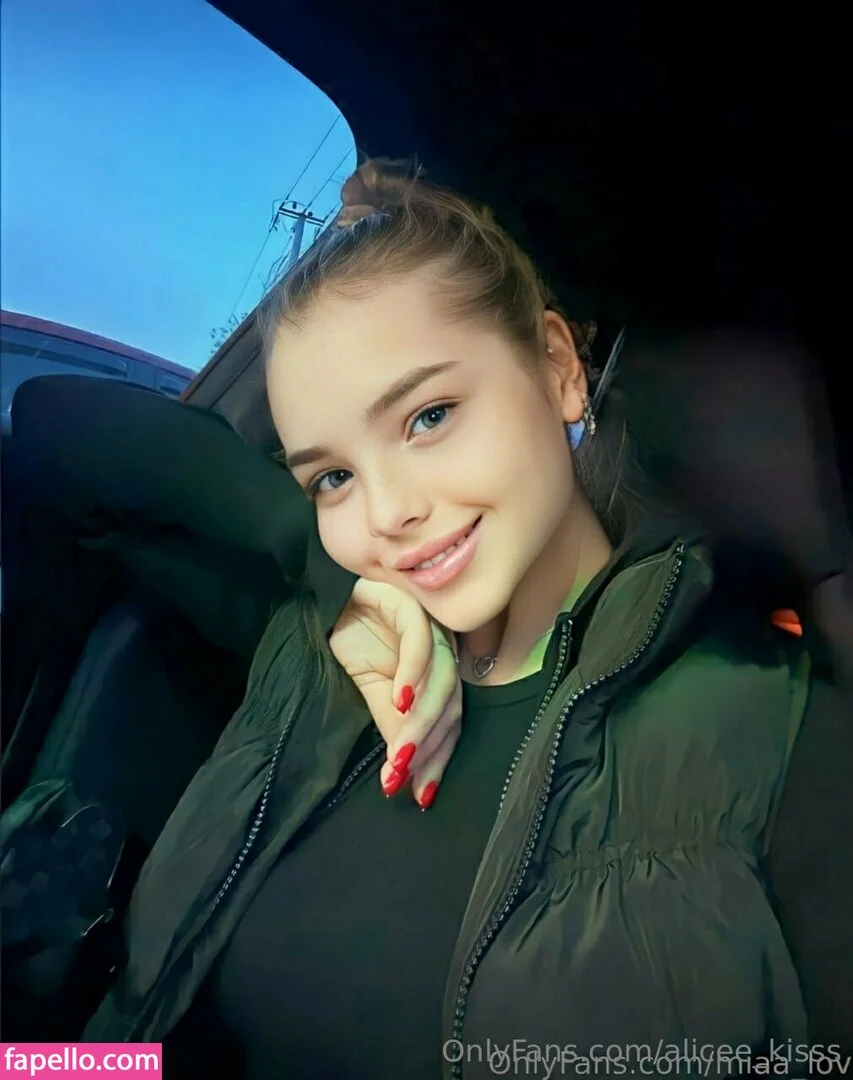 Alice_Kisss Onlyfans Photo Gallery 