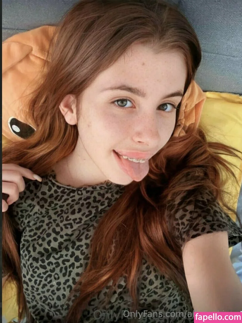 Alice_Kisss Onlyfans Photo Gallery 