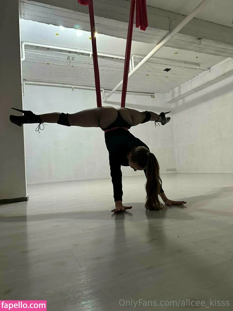 Alice_Kisss Onlyfans Photo Gallery 