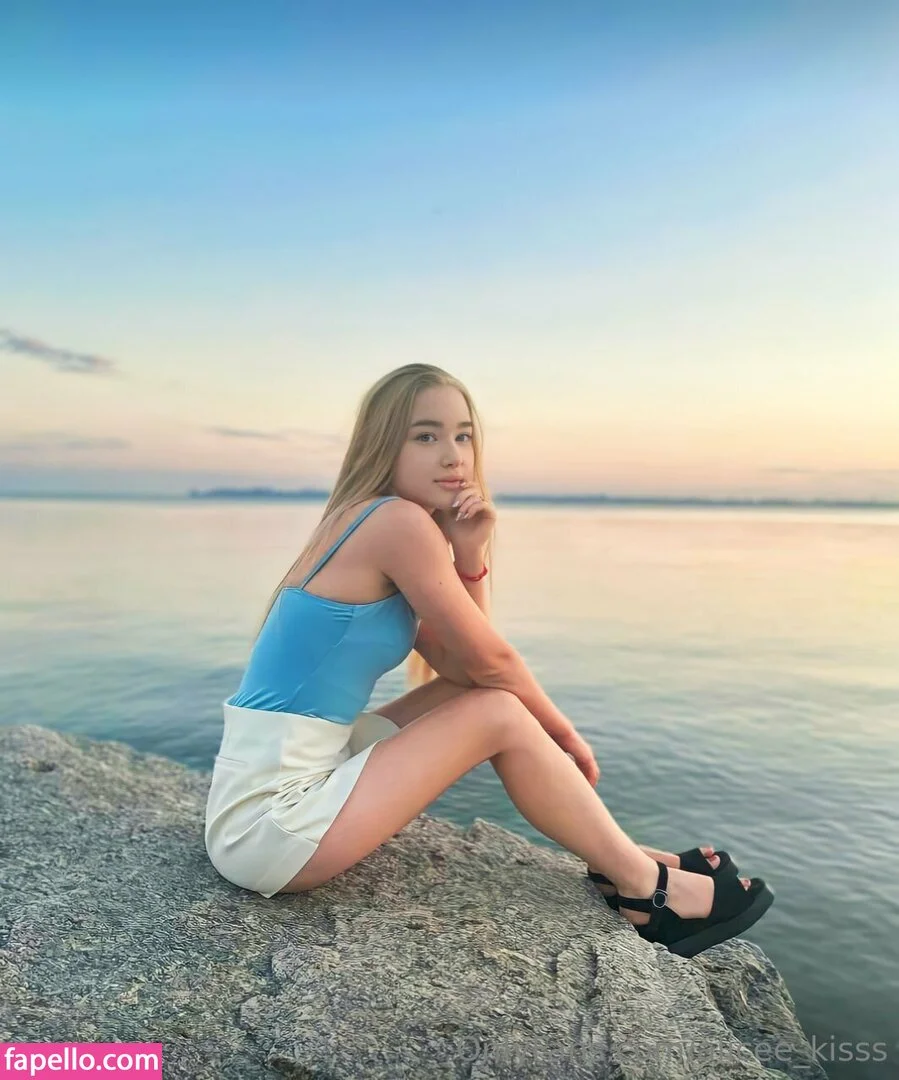 Alice_Kisss Onlyfans Photo Gallery 